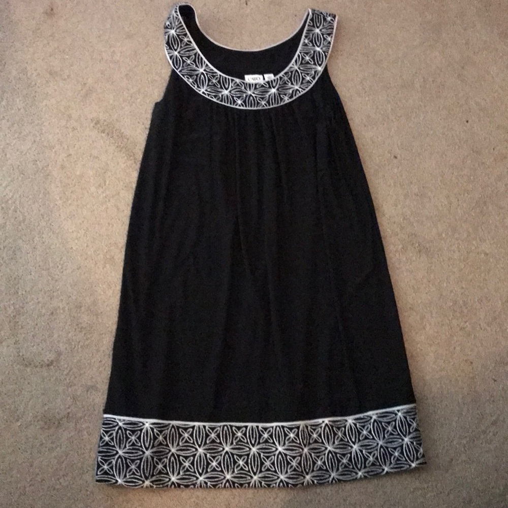 Black and white dress